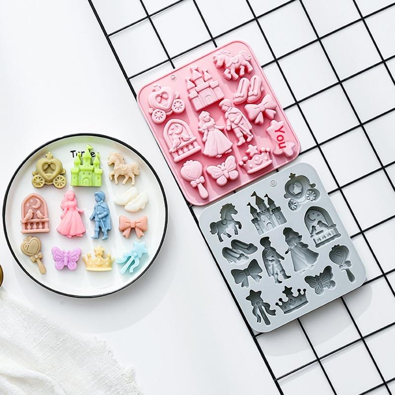 Molde de Silicone 3D com 12 Ca - Silicone Cake Mold avaliação e preço